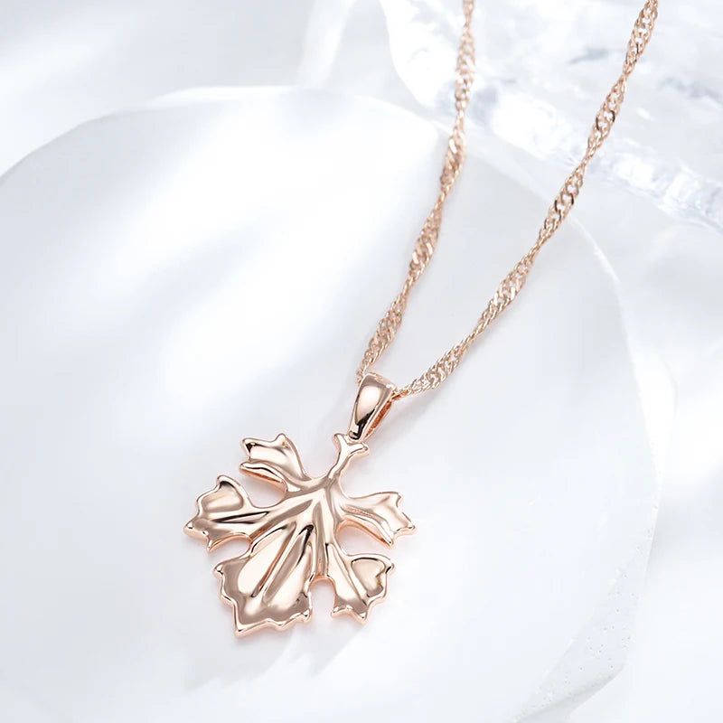 Tasteful Leaf Pendant Necklace in 585 Rose Gold - Unique Romantic Jewelry Piece