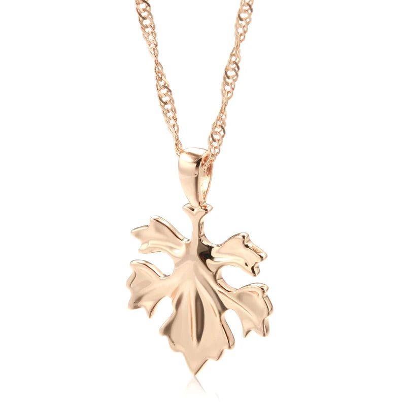 Tasteful Leaf Pendant Necklace in 585 Rose Gold - Unique Romantic Jewelry Piece