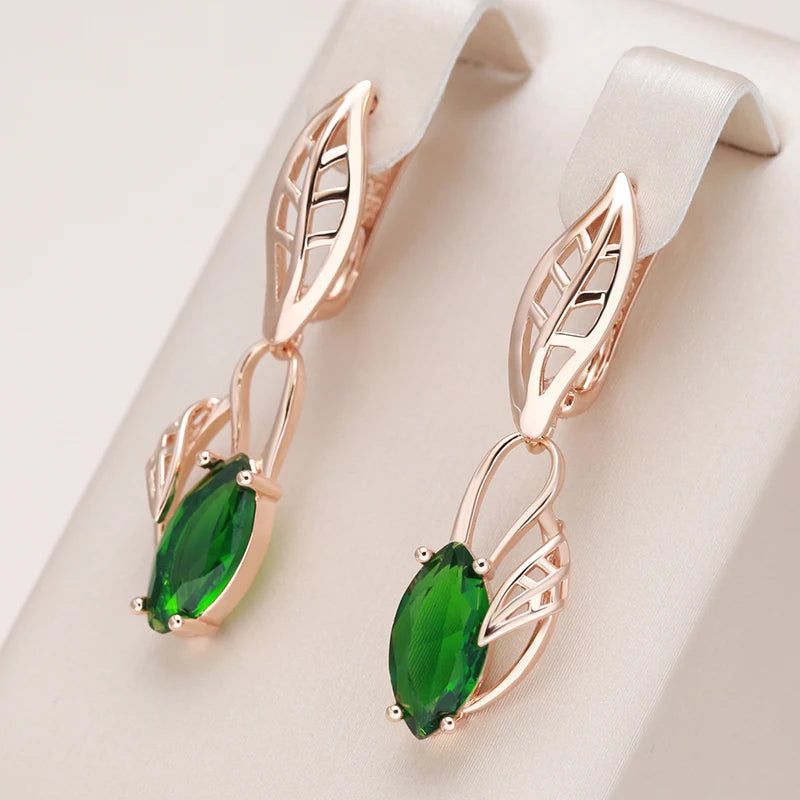 Tasteful Long Rhombus Dangle Earrings in 585 Rose Gold with Green Natural Zircon