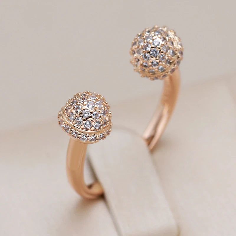 Tasteful Open Ring with Natural Zircon in Rose Gold Finish