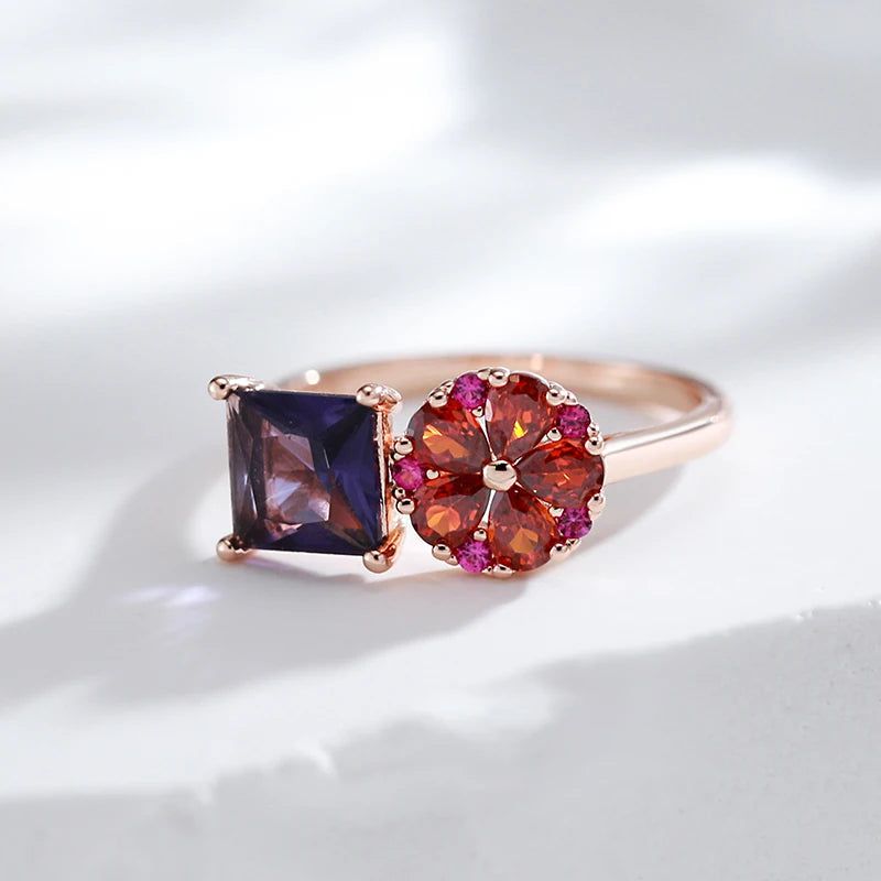 Tasteful Purple Zircon Flower Ring in 585 Rose Gold - Vintage Cocktail Jewelry