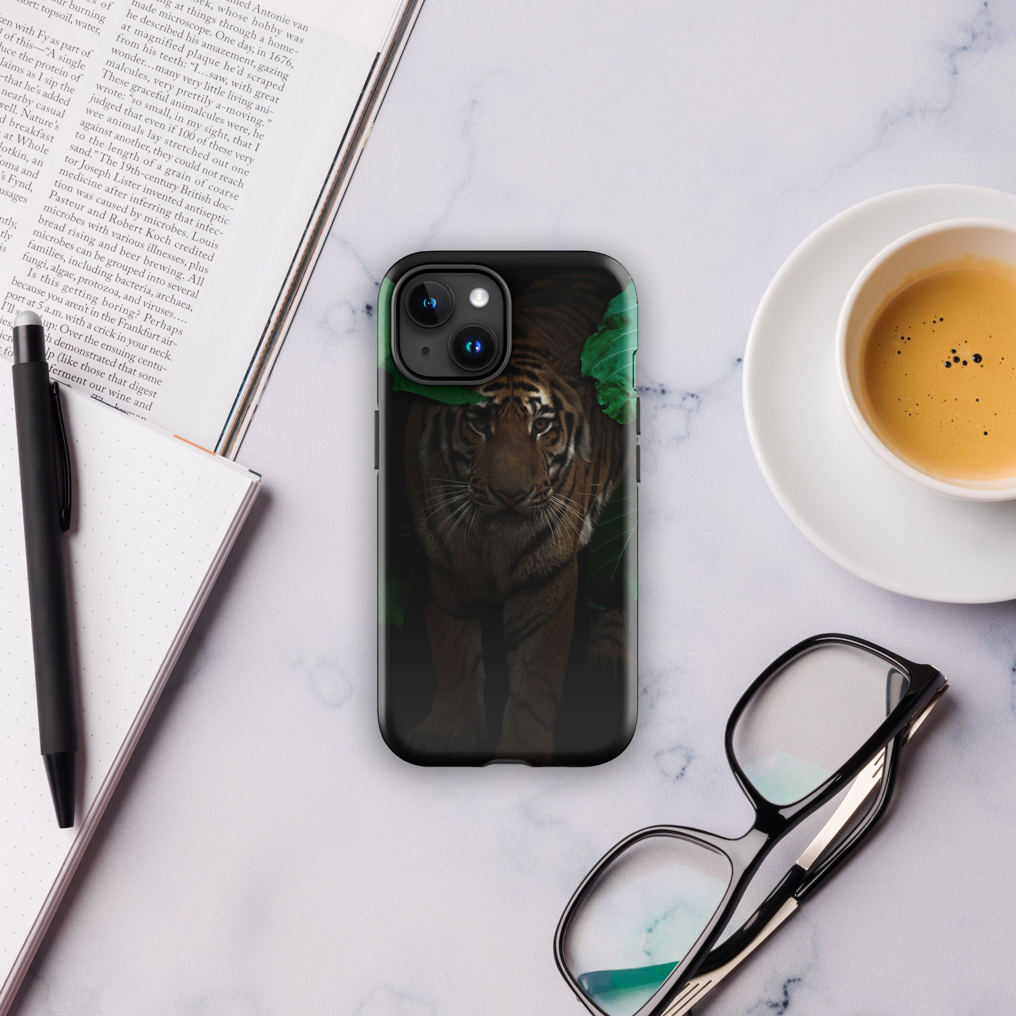 Tough Case for iPhone® iPhone 15 Cat in Darkness Design