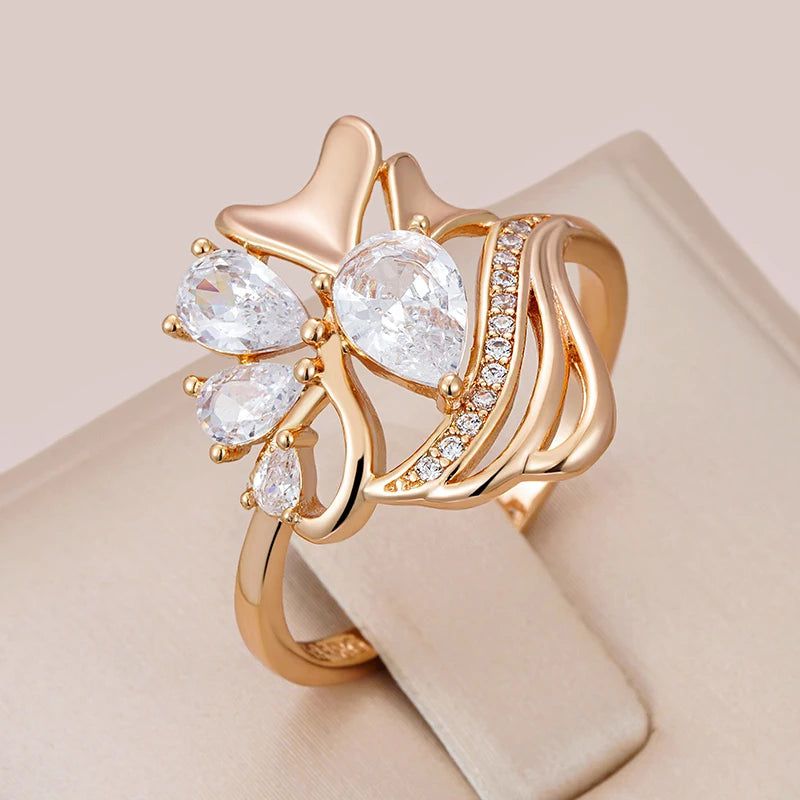 Trendy Rose Gold Crystal Flower Ring with White Natural Zircon