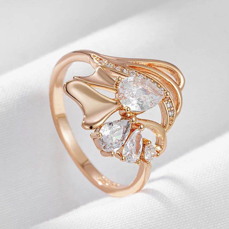 Trendy Rose Gold Crystal Flower Ring with White Natural Zircon