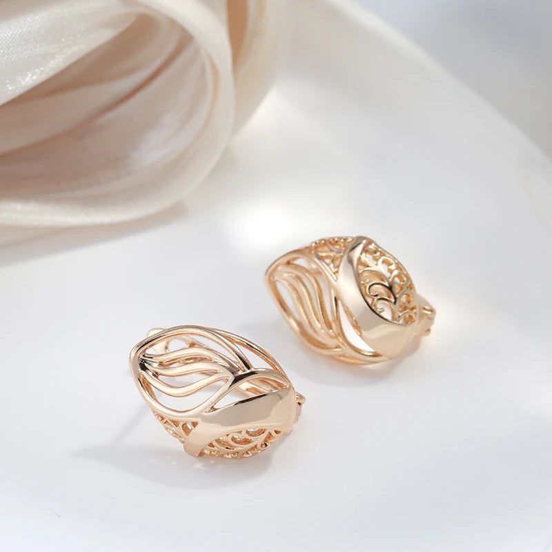 Trendy Rose Gold Flower Dangle Earrings with Glossy Finish - High-Quality Fashion Jewelry