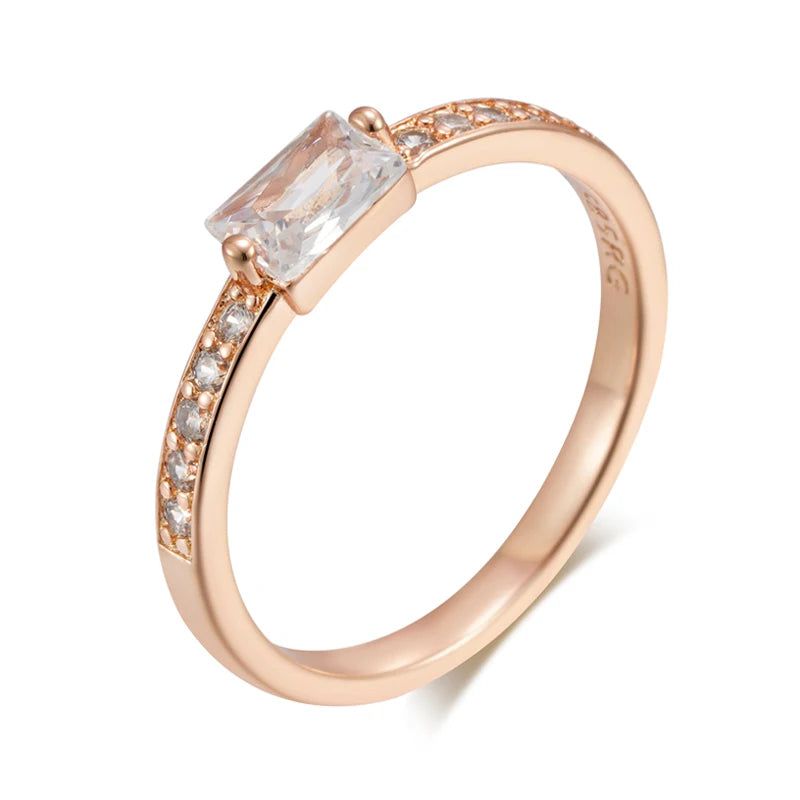 Trendy Square Natural Zircon Ring in 585 Rose Gold - Elegant Cocktail Jewelry