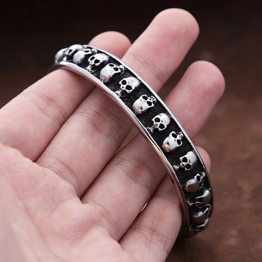 Unisex Punk Vintage Stainless Steel Skull Cuff Bracelet - Exquisite Hip Hop Biker Fashion Jewelry for Dropshipping