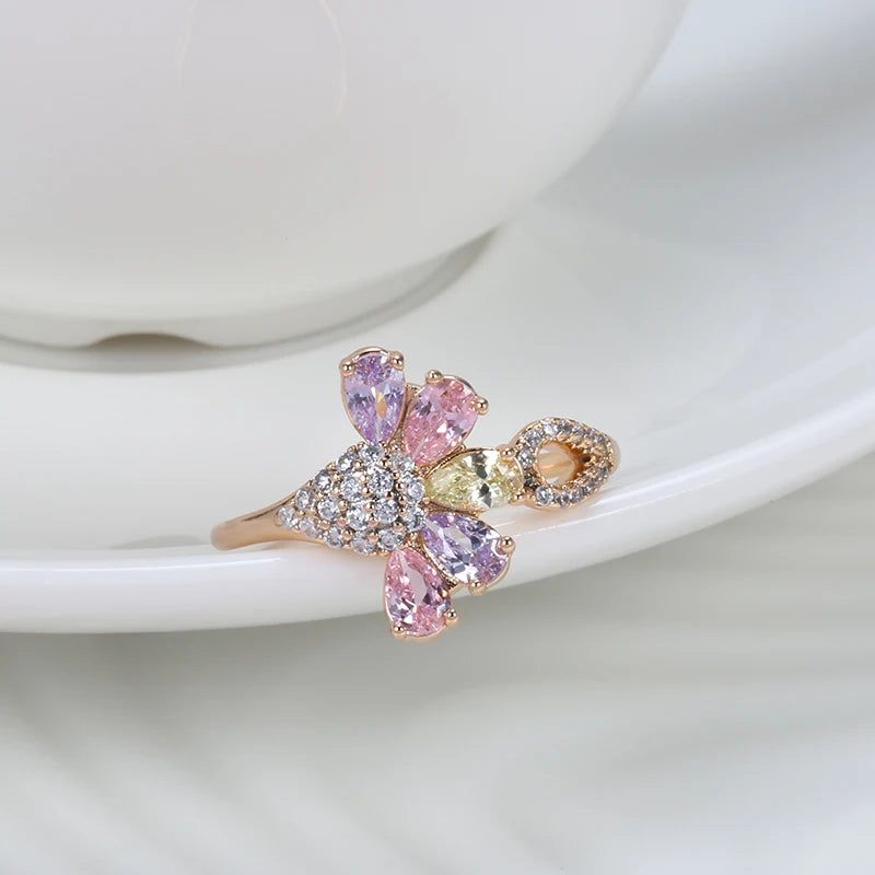 Vibrant Rose Gold Color Zircon Cocktail Ring with Floral Design – Fashionable Crystal Jewelry