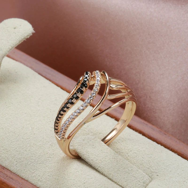 Vintage 585 Rose Gold Wave Ring with White and Black Natural Zircon Crystals