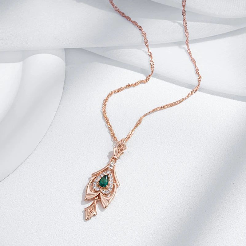 Vintage Elegance: 585 Rose Gold Crystal Flower Pendant Necklace with Green Natural Zircon