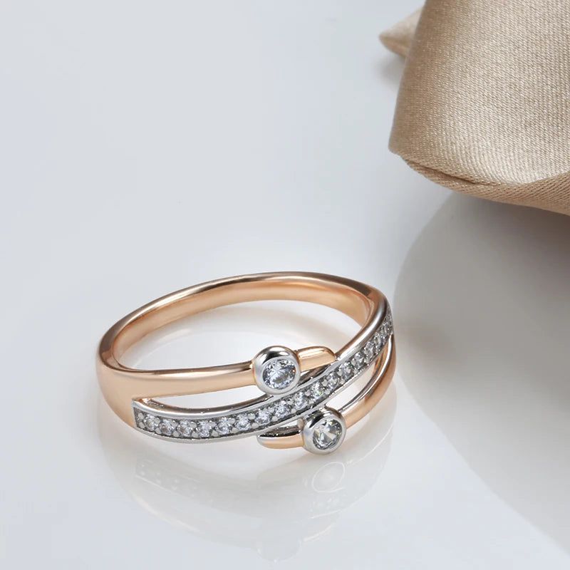 Vintage Elegance 585 Rose Gold and Silver Natural Zircon Cocktail Ring