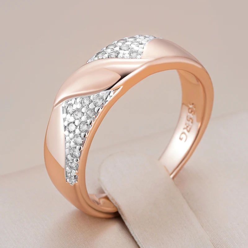 Vintage Elegance: Hot Shiny Natural Zircon 585 Rose Gold & Silver Cocktail Ring