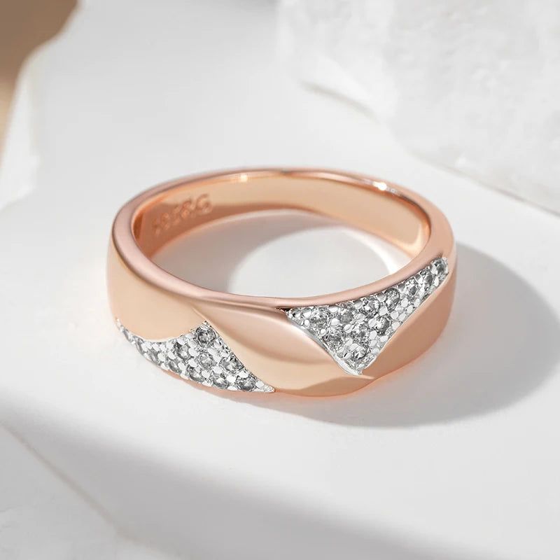 Vintage Elegance: Hot Shiny Natural Zircon 585 Rose Gold & Silver Cocktail Ring