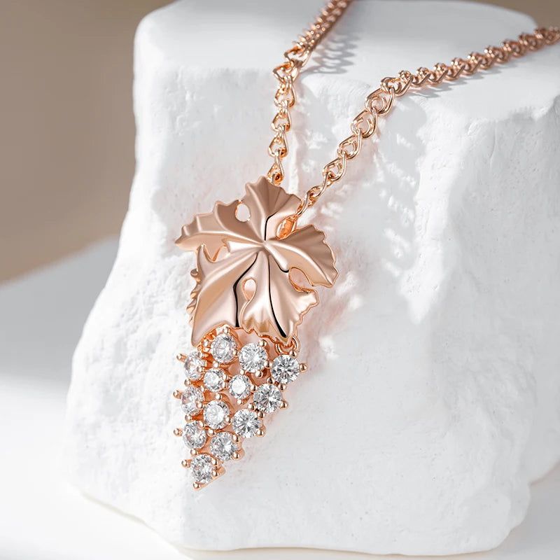 Vintage Elegance: New Rose Gold Plated Natural Zircon Grape Pendant Necklace