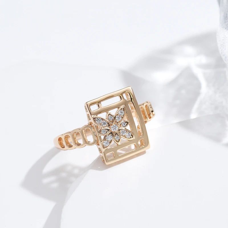 Vintage Elegance: Square Crystal Flower Ring in 585 Rose Gold with Natural Zircon