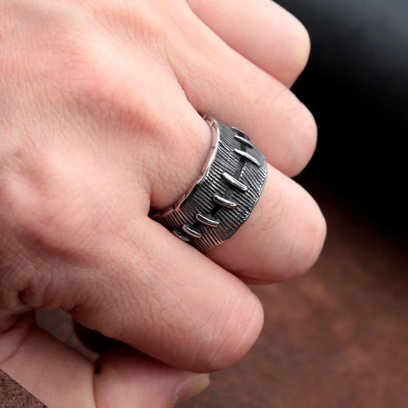 Vintage Gothic Punk Biker Ring - Creative Chimeric Suture Stainless Steel Jewelry for Men and Women, Sizes 7 to 15