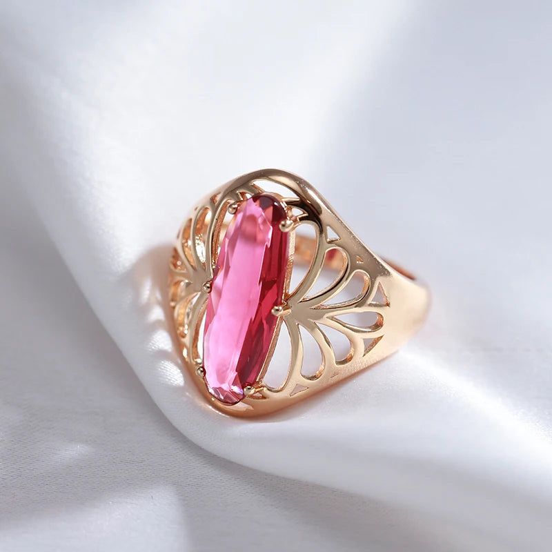 Vintage Hollow Flower Design Oval Red Natural Zircon Cocktail Ring in 585 Rose Gold