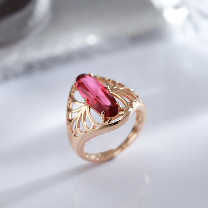 Vintage Hollow Flower Design Oval Red Natural Zircon Cocktail Ring in 585 Rose Gold