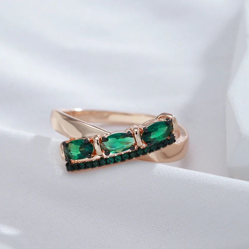 Vintage Hot Green Natural Zircon Ring in 585 Rose Gold and Black Plating