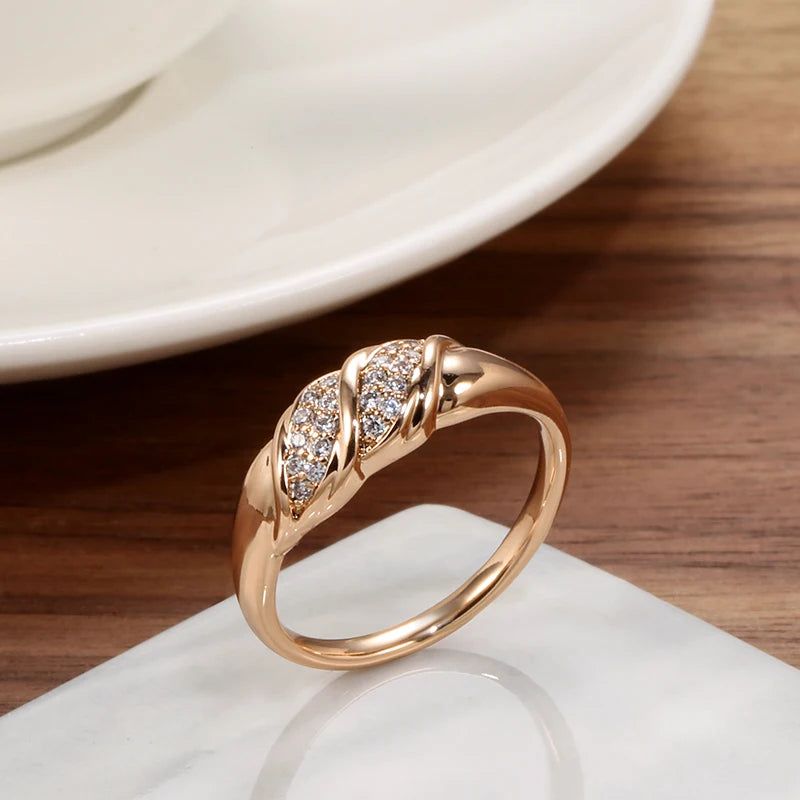 Vintage-Inspired 585 Rose Gold Geometric Cocktail Ring with Natural Zircon