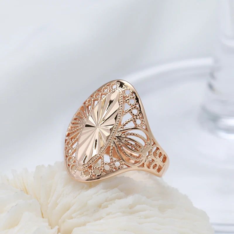 Vintage-Inspired Glossy Geometric Ring in 585 Rose Gold Plated Copper