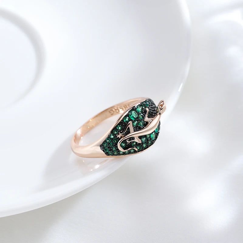 Vintage-Inspired Green Zircon Lizard Ring in 585 Rose Gold and Black Plating - Unique Animal Punk Jewelry