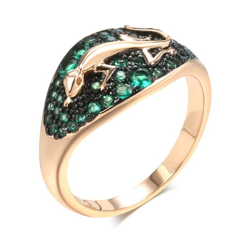 Vintage-Inspired Green Zircon Lizard Ring in 585 Rose Gold and Black Plating - Unique Animal Punk Jewelry