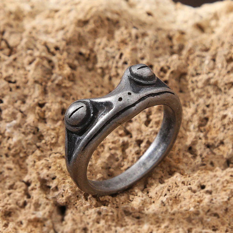 Vintage-Inspired Men's Frog Stainless Steel Ring - Unique Punk Hip Hop Biker Jewelry, Sizes 7-13