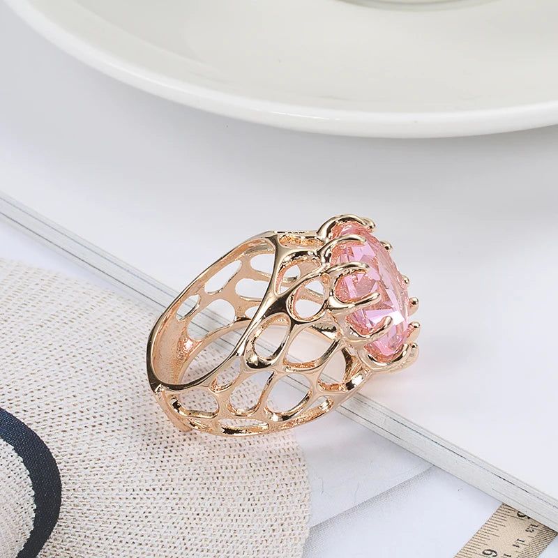 Vintage-Inspired Pink Square CZ Zircon Cocktail Ring in 585 Gold