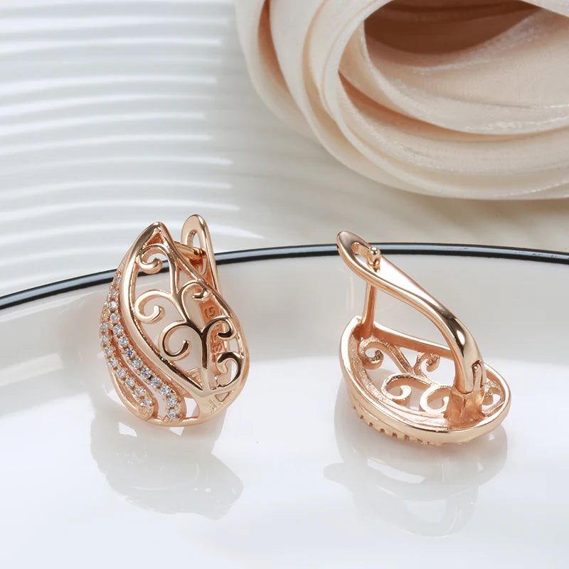 Vintage-Inspired Rose Gold Flower Drop Earrings with Natural Zircon