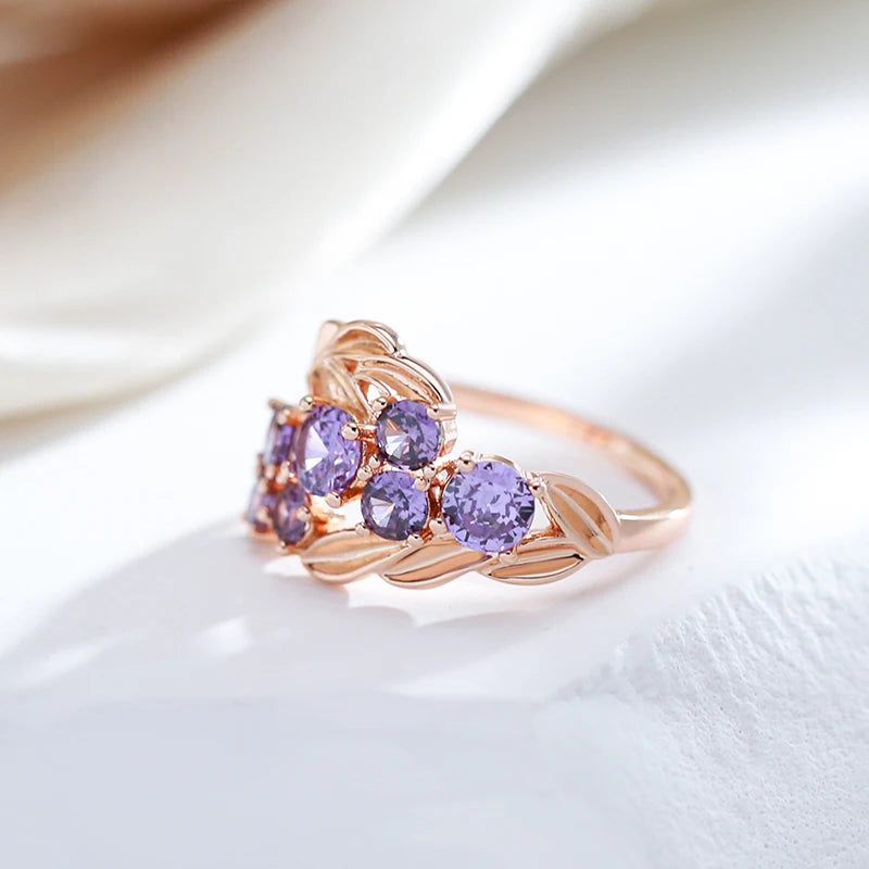 Vintage-Inspired Shiny Purple Zircon Cocktail Ring in 585 Rose Gold Finish