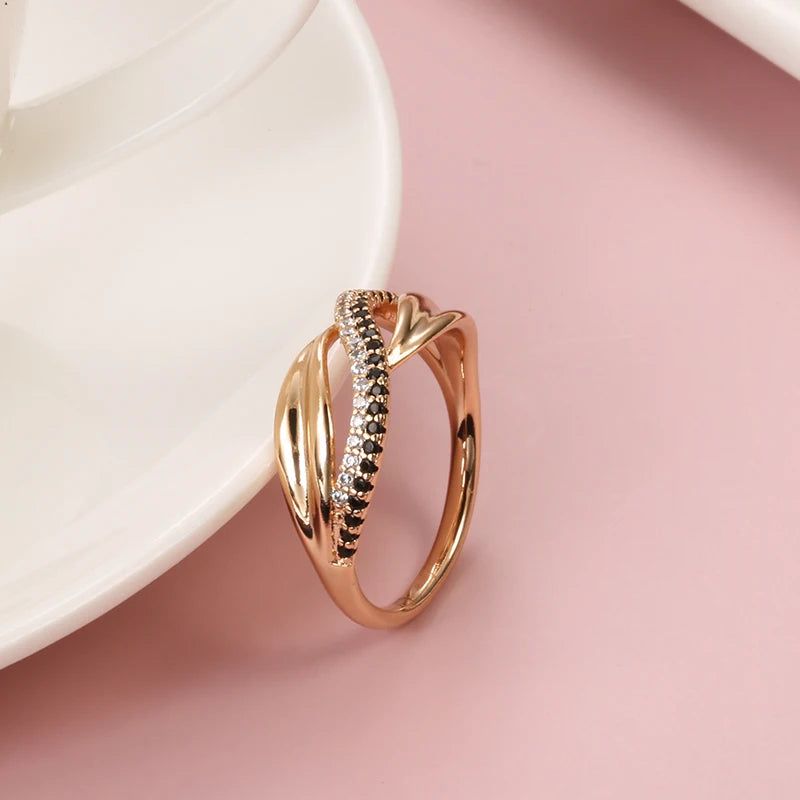 Vintage Rose Gold Hollow Wave Ring with Natural Zircon 585