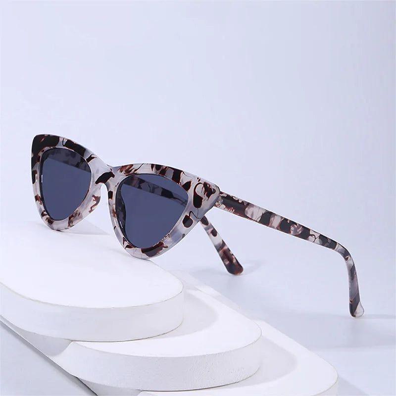 Chic Retro Leopard Cat Eye Sunglasses with UV400 Protection - Lucid Fantasy 