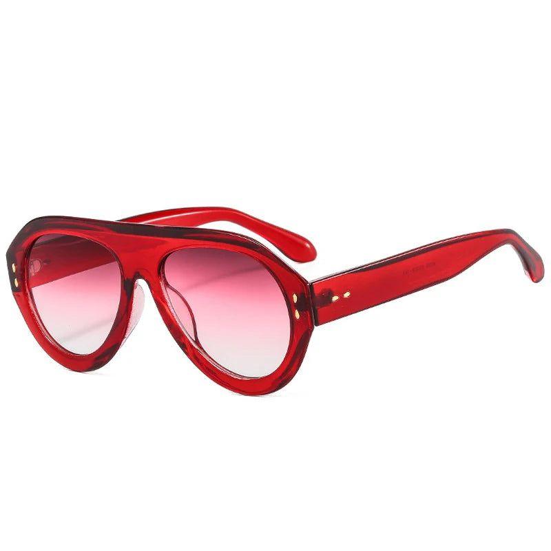 Chic Retro Oversized Pilot Sunglasses with Rivet Accents and Gradient Lenses - UV400 Protection - Lucid Fantasy 