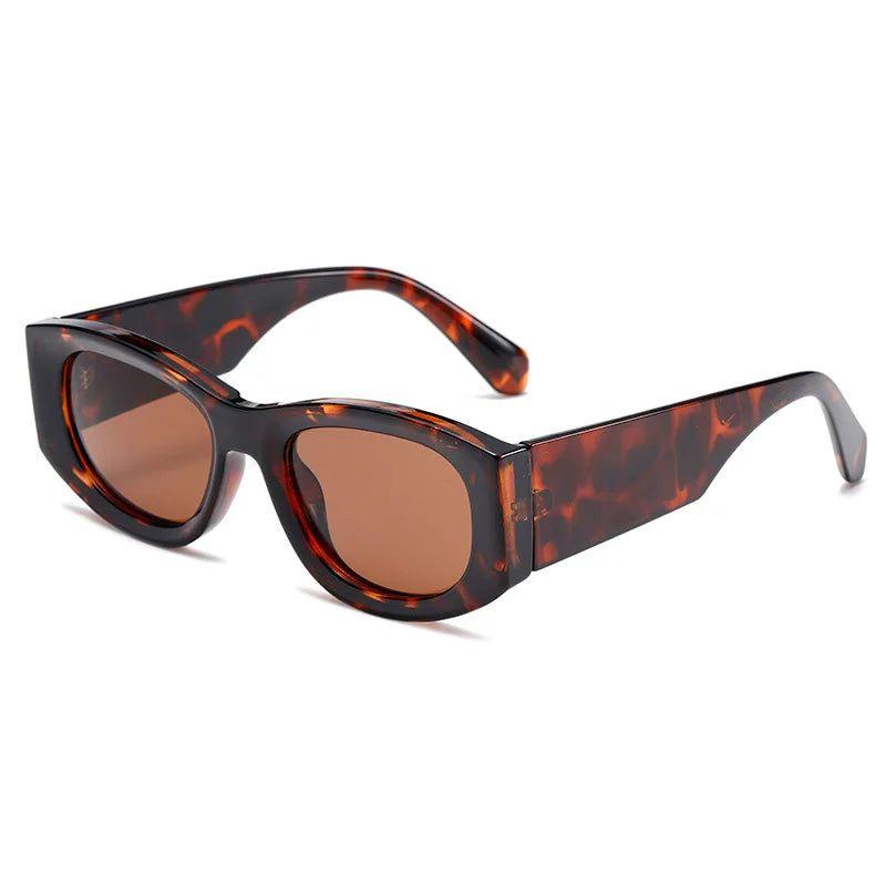 Chic Retro Sunglasses with Reinforced Metal Hinges and UV400 Protection - Lucid Fantasy 