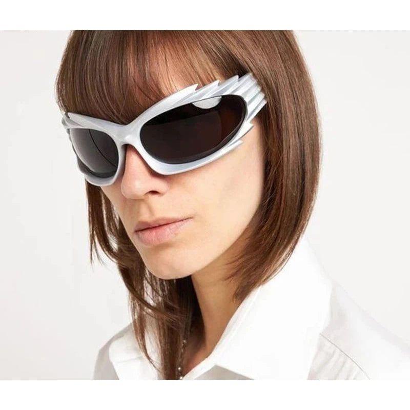 Chic Spike Y2K Oversized Cat Eye Sunglasses - Steampunk UV400 Wraparound Shades - Lucid Fantasy 