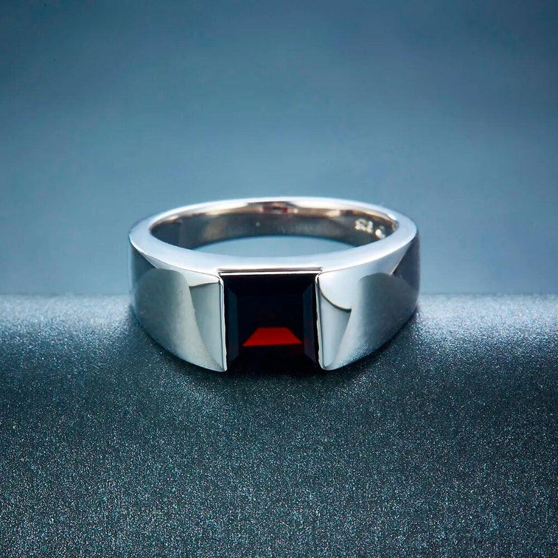 Classic Sterling Silver Unisex Ring with 1.9 Carats of Natural Black Garnet - Lucid Fantasy 