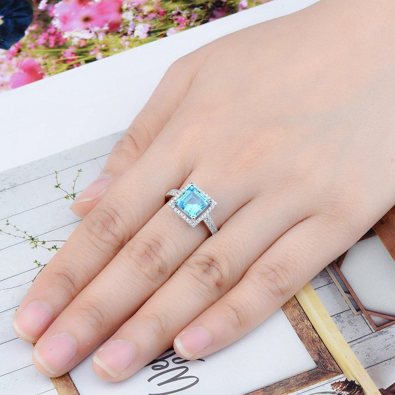 Elegant 3.5 Carat Natural Blue Topaz Sterling Silver Ring with Vintage Design - Lucid Fantasy 