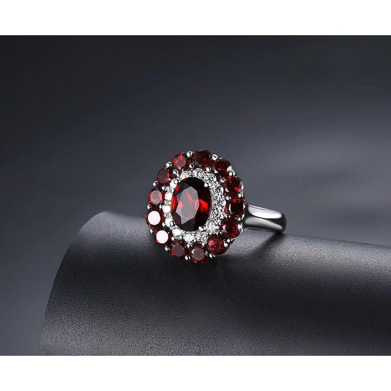 Elegant Vintage 925 Sterling Silver Mozambique Garnet Ring - Exquisite Red Gemstone Jewelry - Lucid Fantasy 