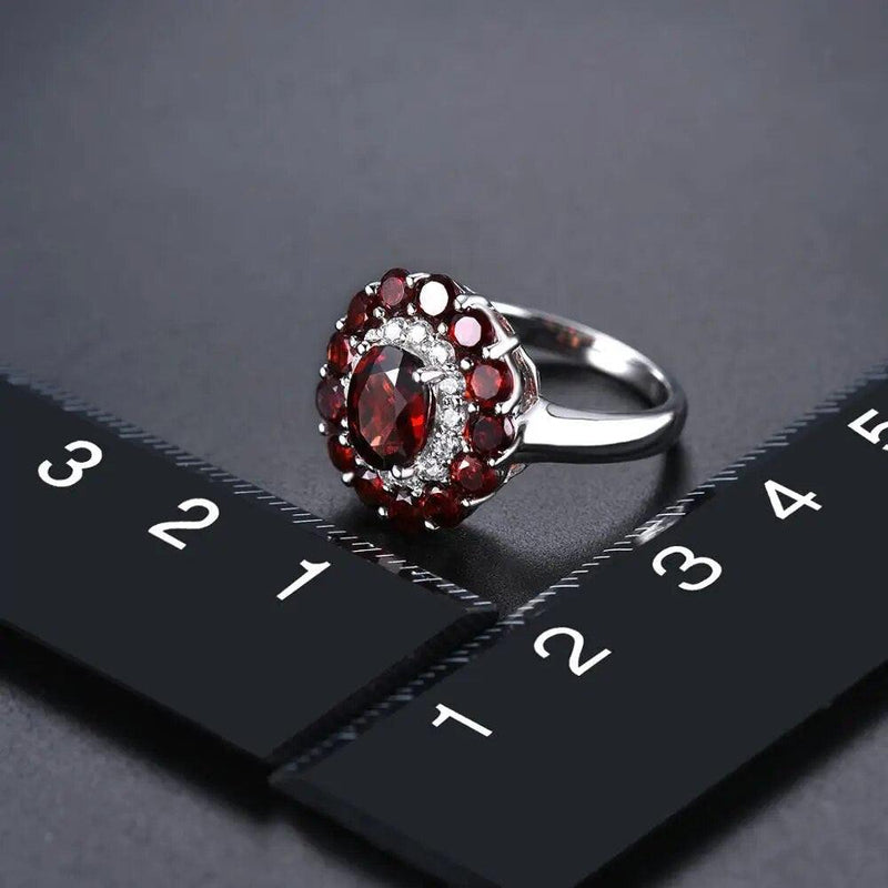 Elegant Vintage 925 Sterling Silver Mozambique Garnet Ring - Exquisite Red Gemstone Jewelry - Lucid Fantasy 