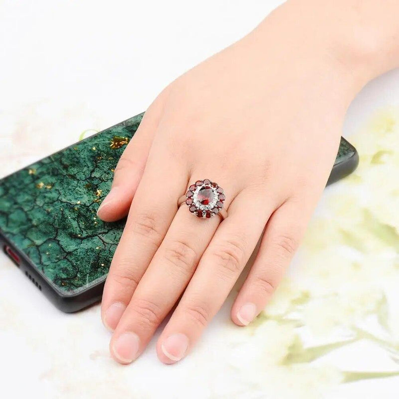 Elegant Vintage 925 Sterling Silver Mozambique Garnet Ring - Exquisite Red Gemstone Jewelry - Lucid Fantasy 