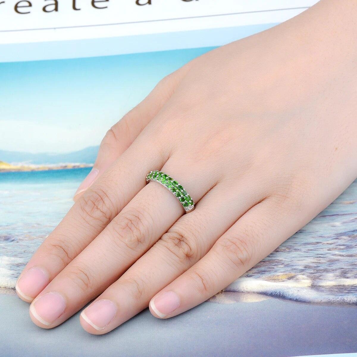 Elegant Vintage Sterling Silver Ring with 1 Carat Natural Chrome Diopside and Peridot Gemstones - Lucid Fantasy 