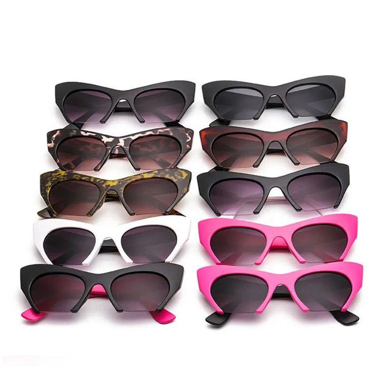 Fashionable Retro Cat Eye Sunglasses with Gradient Lenses and UV400 Shielding - Lucid Fantasy 