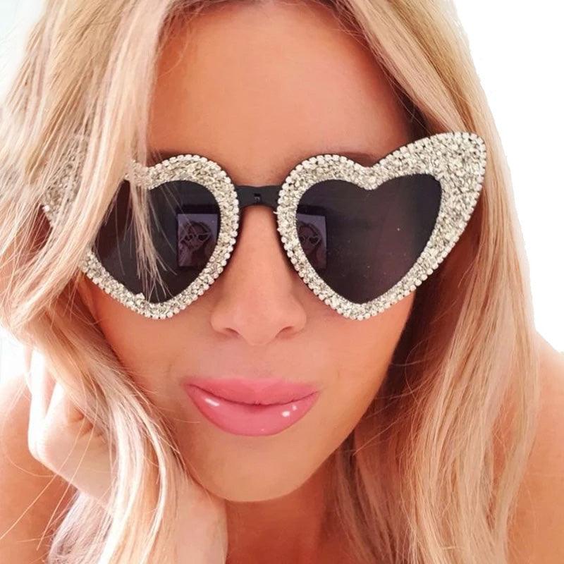 Glamorous Heart-Shaped Retro Sunglasses with Glitter Accents - Lucid Fantasy 