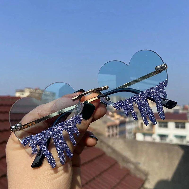 Glamorous Heart-Shaped Rhinestone Sunglasses with UV400 Protection - Lucid Fantasy 