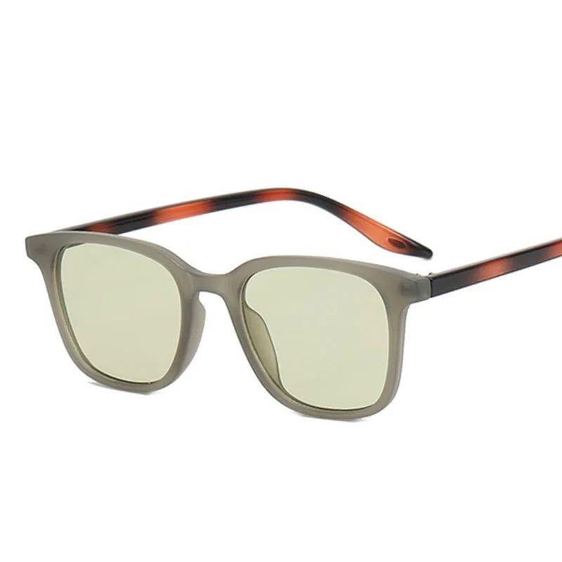 Lightweight Retro Square Sunglasses with Contrast Color Matte Gradient and UV400 Protection - Lucid Fantasy 