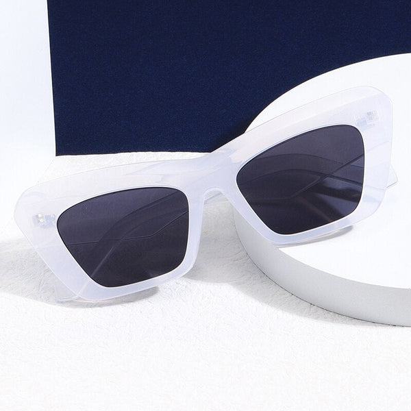 Retro Cat Eye Fashionista Design Style Shades Sunglasses-Lucid Fantasy