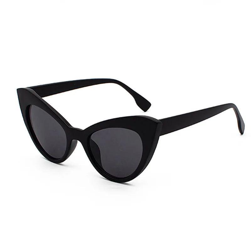 Retro Cat Eye Sunglasses with Polarized UV400 Lenses - Vintage Beach Fashion Shades - Lucid Fantasy 