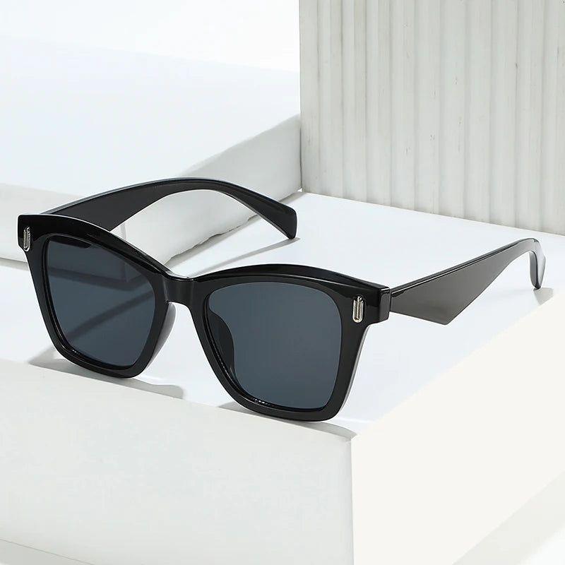 Retro-Inspired Cat Eye Sunglasses with UV400 Protection and Distinctive Rivet Details - Lucid Fantasy 