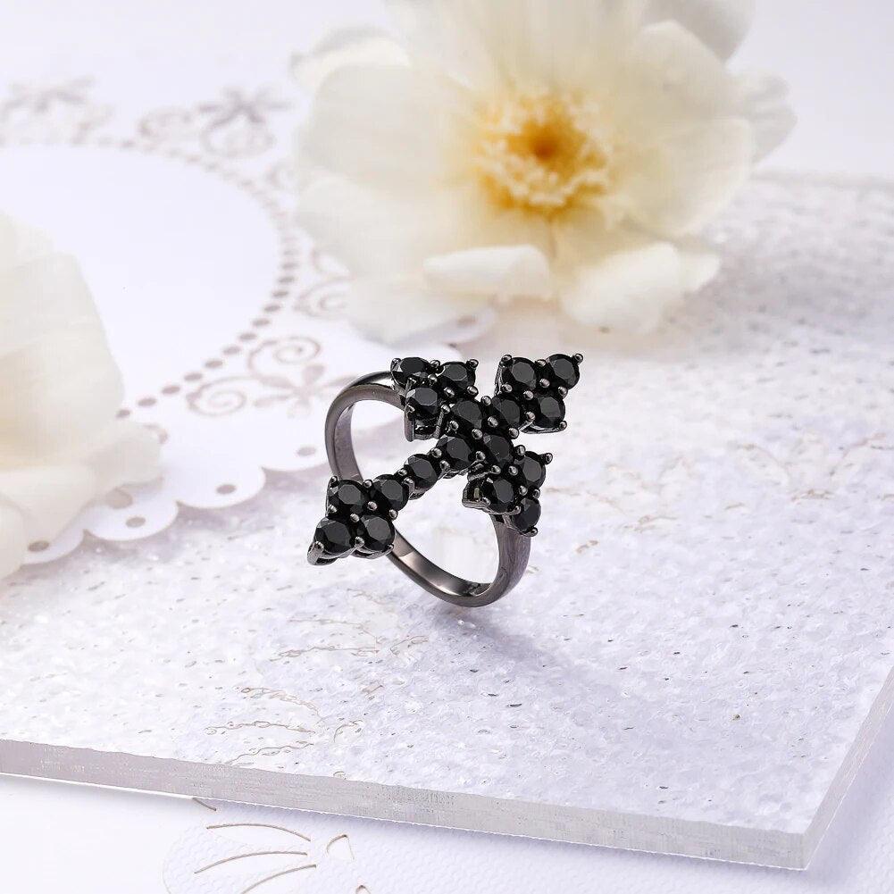 Timeless Vintage 925 Sterling Silver Cross Ring Set with 2.4 Carats of Authentic Black Spinel Stones - Lucid Fantasy 